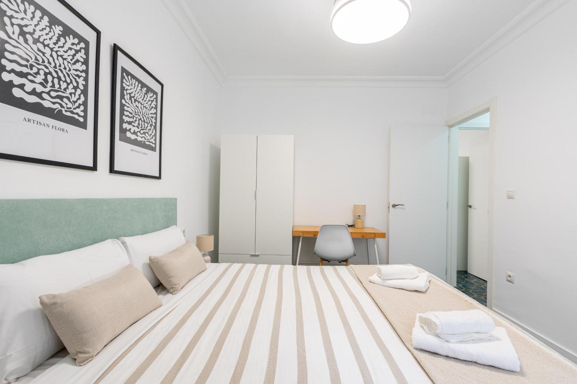 Piso Elegante Y Nuevo De 3 Habitaciones Y 2 Banos Севилья Экстерьер фото